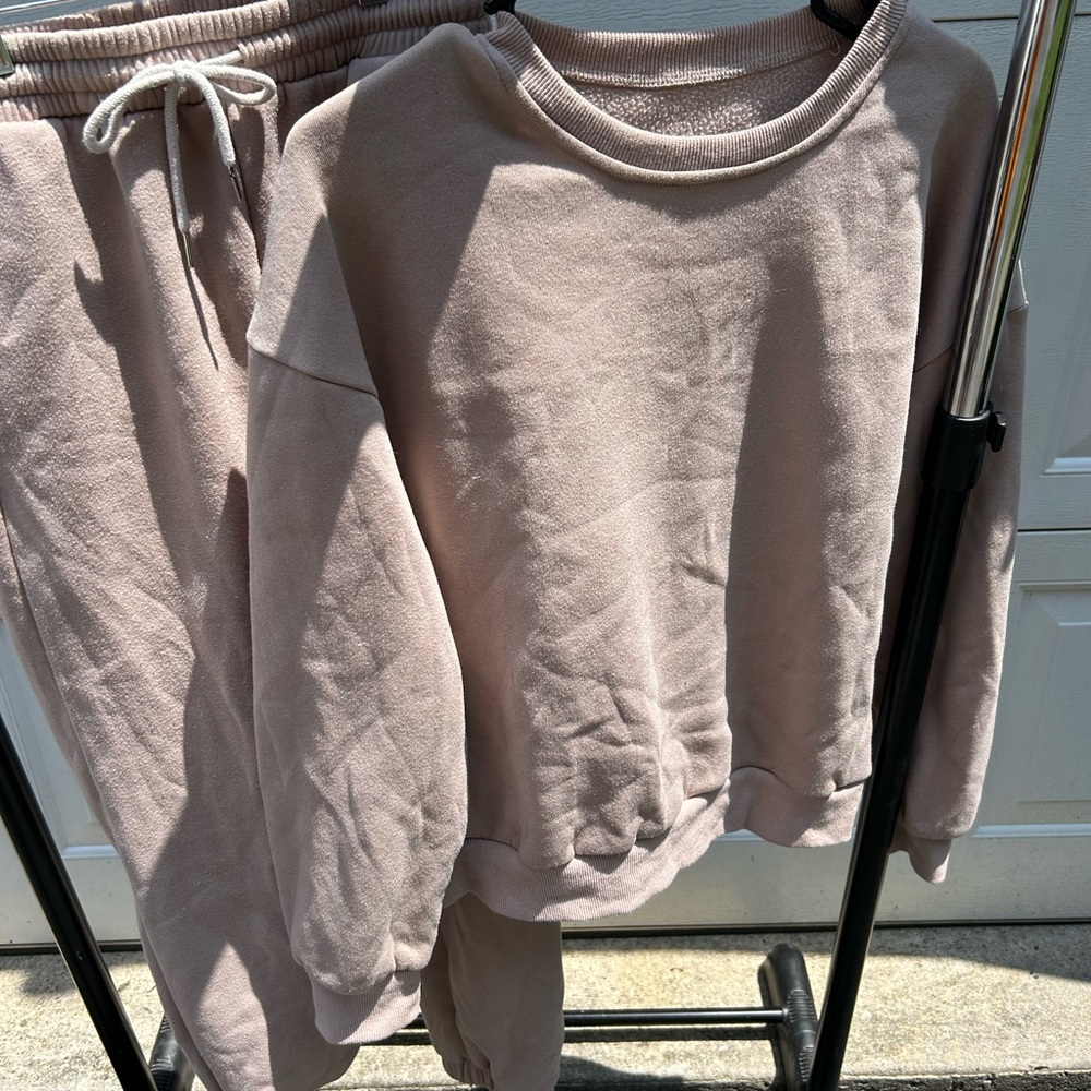 Cozy Beige Sweatshirt and Joggers Set